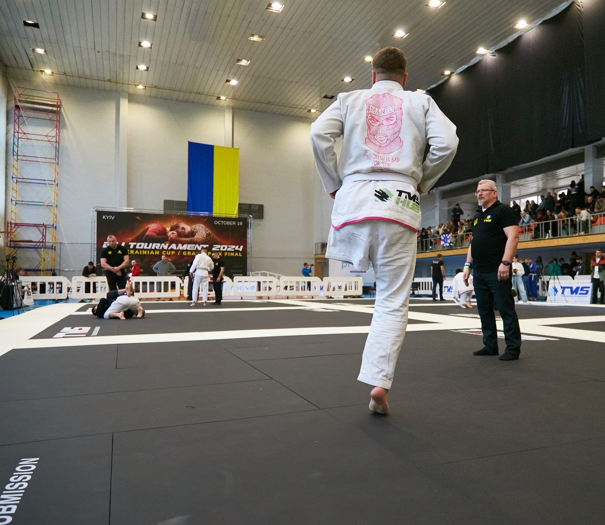 Ветеран Avangard виходить на татамі