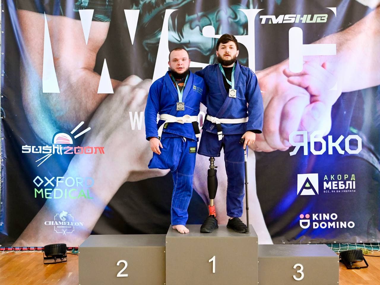 Ветерани Avangard на п'єдесталі після нагородження